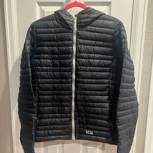 Stio Black Quilted Hooded Jacket with White Logo Sz L Women